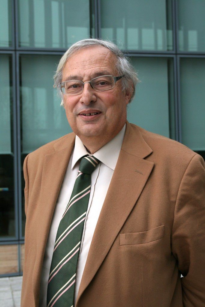 ANNULÉ - İPTAL Revoir le monde : Pour une approche sociale des relations internationales...